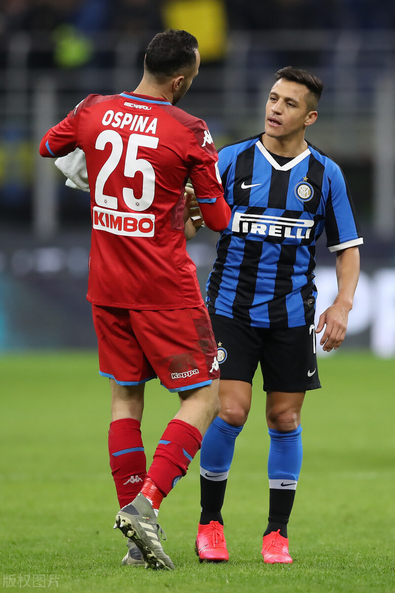 尤文绝杀对手,全队拥抱庆祝(团队精神)的简单介绍 尤文绝杀对手,全队拥抱庆祝(团队精神)的简单介绍