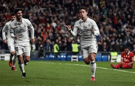 威尼斯人官网_皇家马德里西甲击败塞尔塔维戈罗德里戈反击破门(1516赛季西甲三十一轮皇家马德里对战巴塞罗那高清)